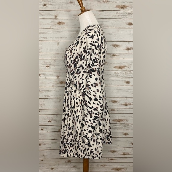 Missguided mob wife animal print V-neck maternity dress - Picture 4 of 5